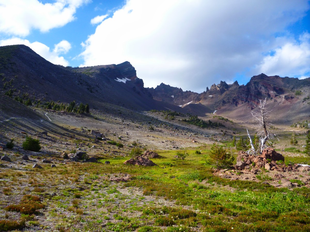 Broken Top - South Summit Hike Image