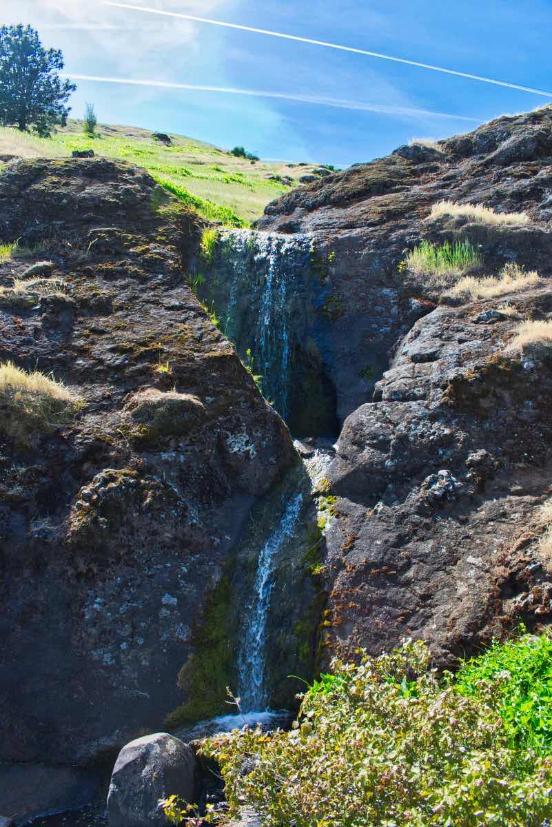 The Labyrinth to Coyote Wall Hike Image