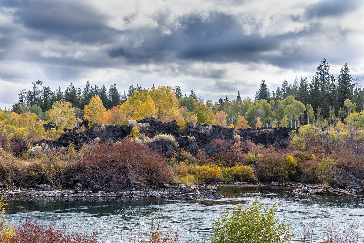 Deschutes River Trail - Lava Island to Dillon Falls Hike Image