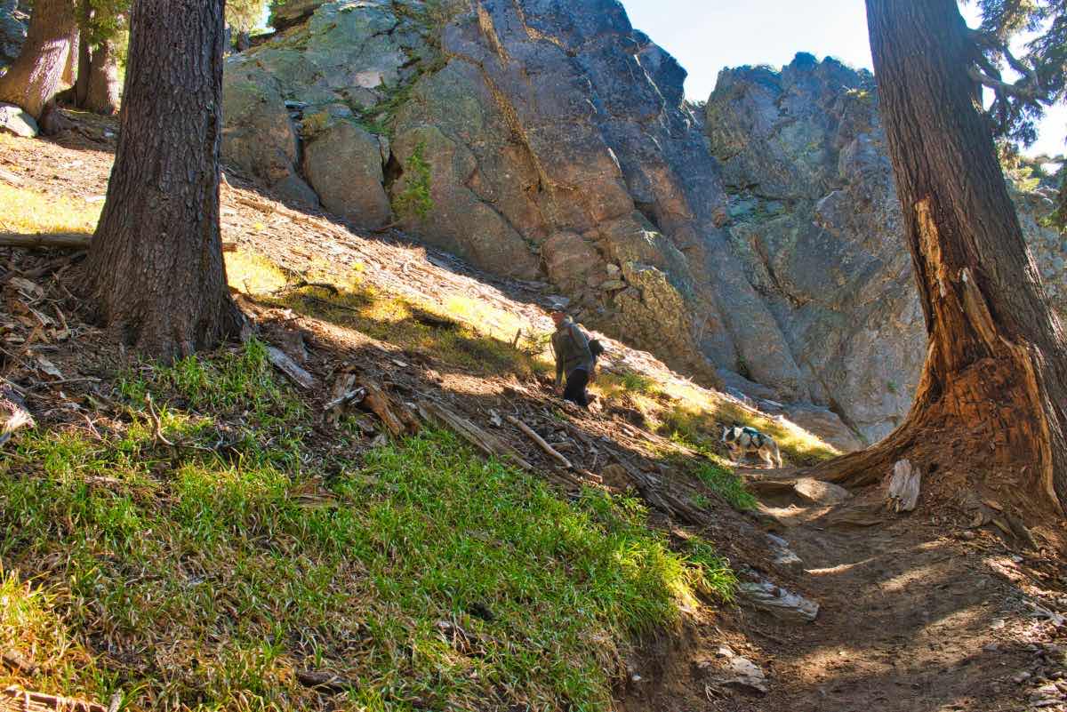 Moraine Lake Hike Image