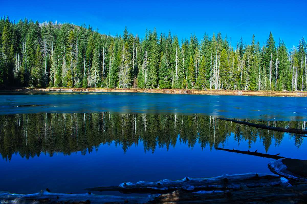 Patjens Lakes Hike Image